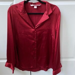 Victoria’s Secret pink label red silky button up long sleeves top Medium